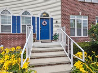 3130 Johanna Ware W, Wixom, MI 48393