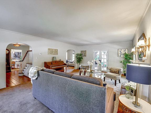 5th image of 1162 El Abra Way