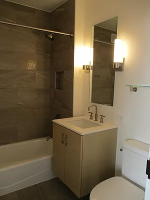 Rented by Greystar | media 6