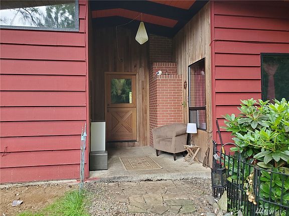 2nd image of 4250 324th Ave SE