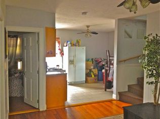 24 Hamlet St APT 2E, Fall River, MA 02724