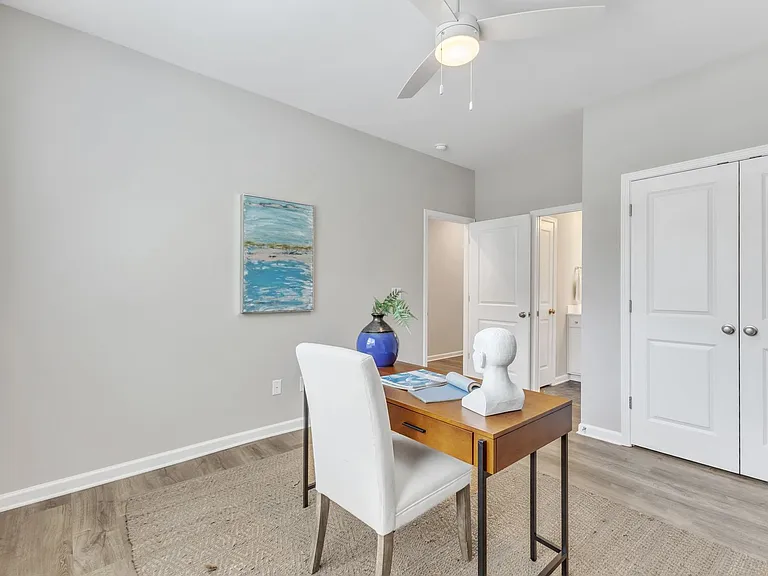 1720 Ballard Dr — Photo 8