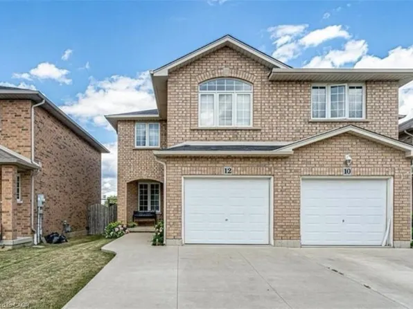 12 Jonathon Ct, Hamilton, ON L8W 0A1