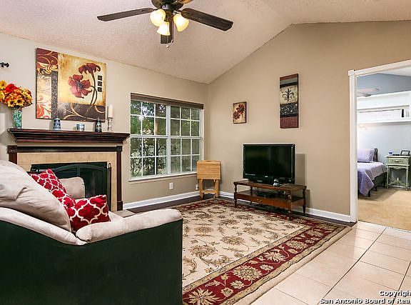 4th image of 3915 Heritage Hill Dr