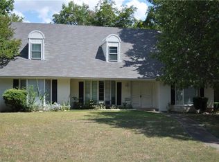 321 Woodhaven Dr, Desoto, TX 75115