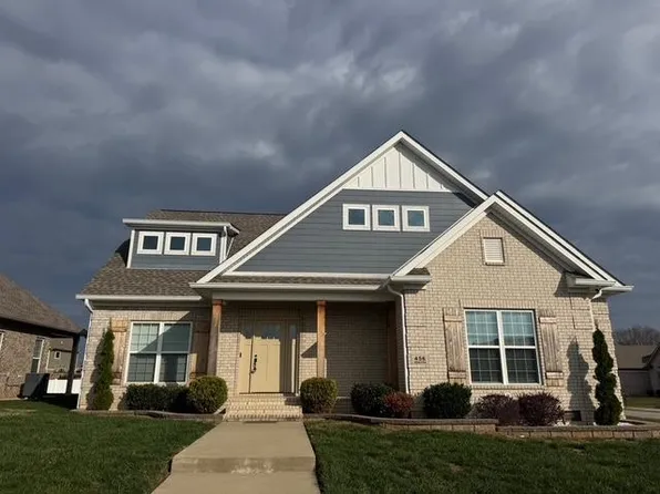 456 Adalynn Cir, Bowling Green, KY 42104