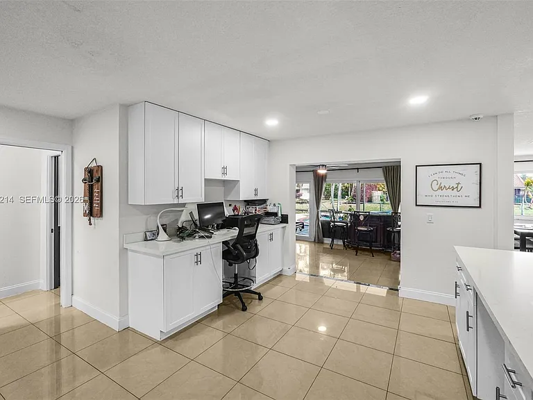 3701 NW 114th Ave — Photo 5