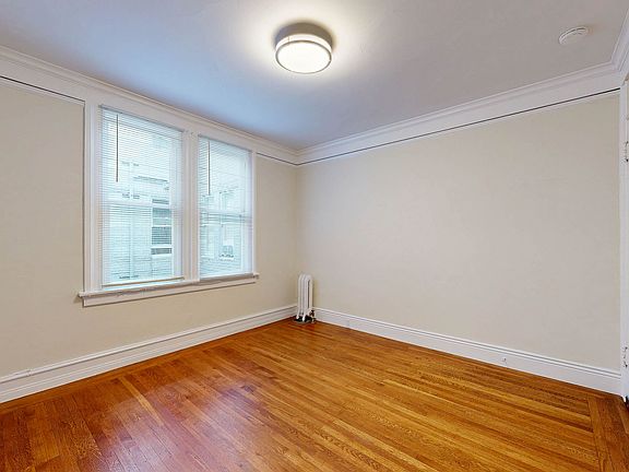 4th image of 692 Bush St #403