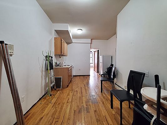 2nd image of 1978 2nd Ave APT 5A