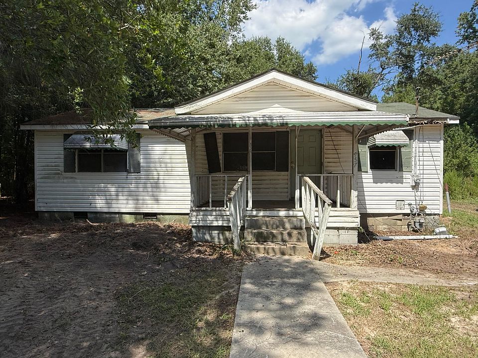 1st image of 131 Wheat St