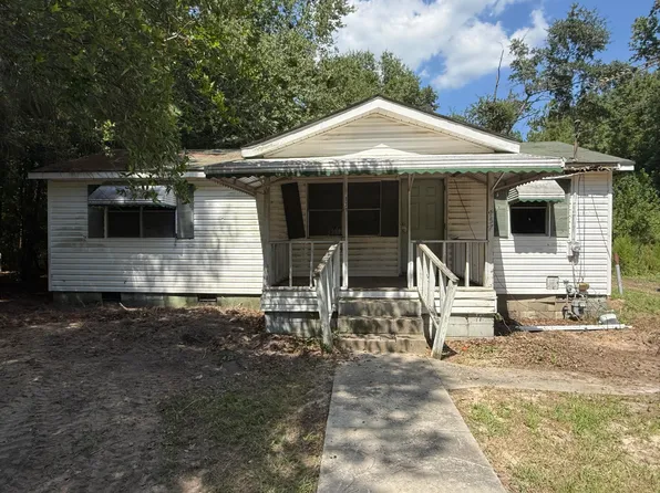 131 Wheat St, Denmark, SC 29042