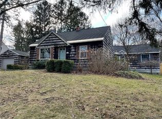 211 Homewood Dr, Fayetteville, NY 13066