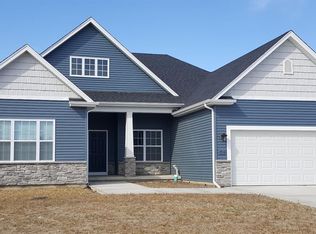 3015 104th St, Crown Point, IN 46307