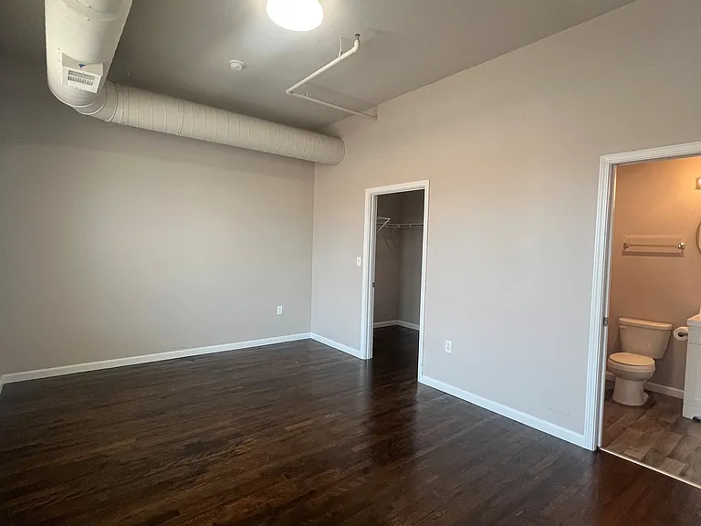 Esser Lofts — Photo 27