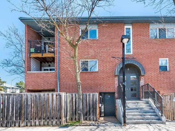 2866 Battleford Rd #4A, Mississauga, ON L5N 3L3