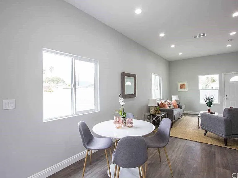 7760 Tujunga Ave — Photo 7