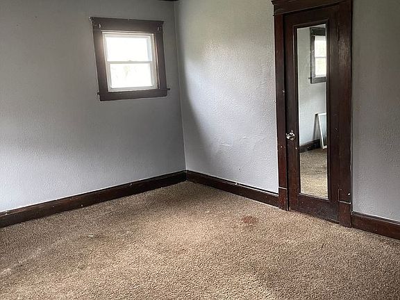 2nd image of 4472 E 158th St