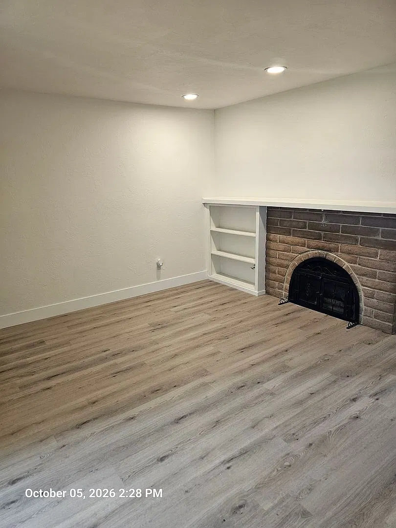 1142Gem — Photo 2