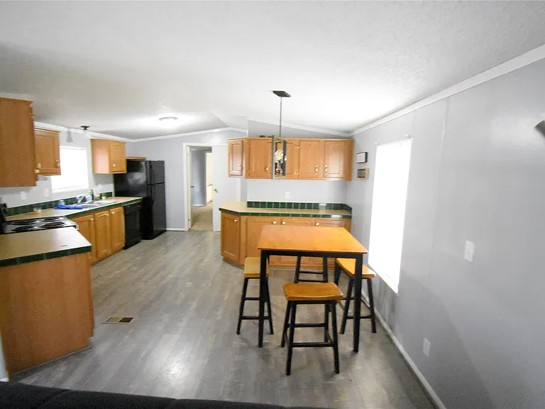 2 Lake View Ln — Photo 12