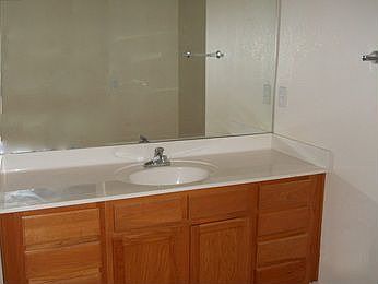 5th image of 10224 E 35th Pl