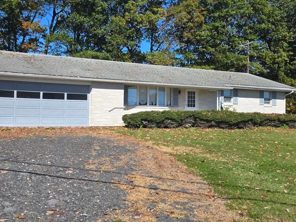 415 Schuylkill Mountain Rd, Schuylkill Haven, PA 17972