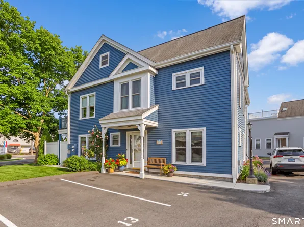4 Seabreeze Avenue #B, Milford, CT 06460