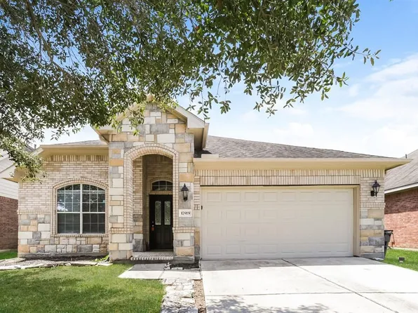 17919 Plum Green Ct, Cypress, TX 77429