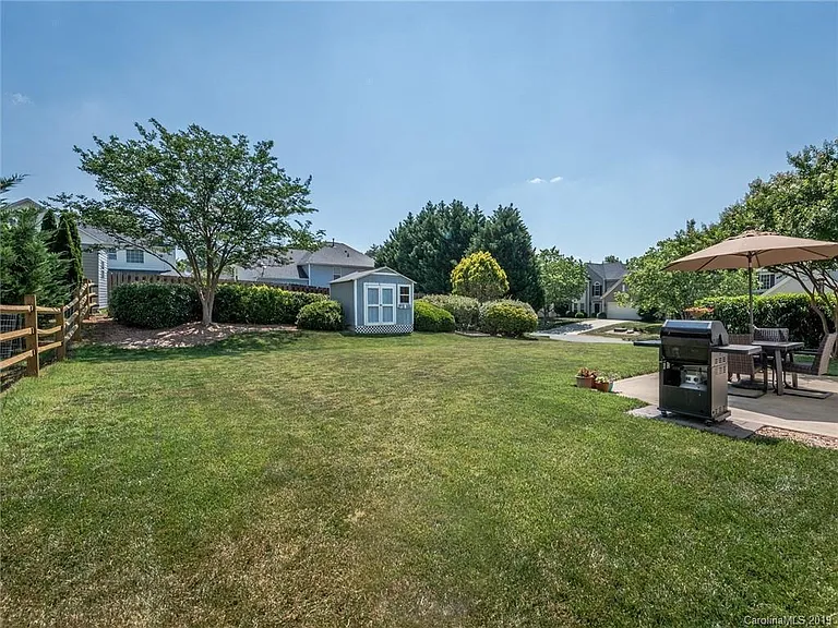 8619 Grey Squirrel Ct — Photo 28