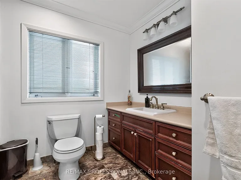 89 Valecrest Dr — Photo 18