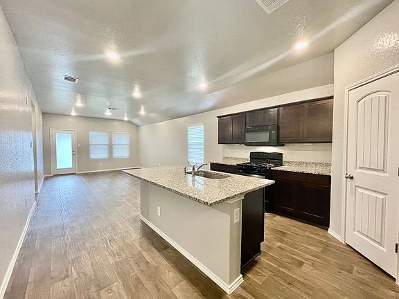 3rd image of 113 Half Moon Ct