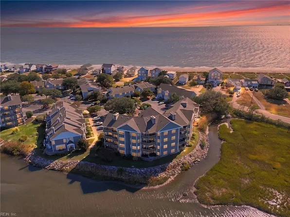 1044 Porte Harbour Arch APT 403, Hampton, VA 23664