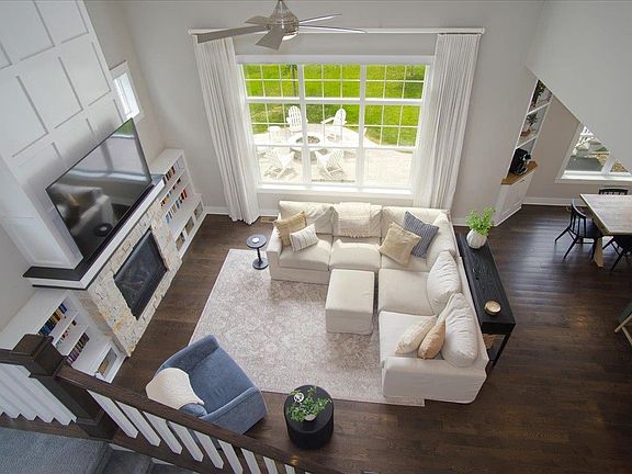 5th image of 1011 Tara Ln