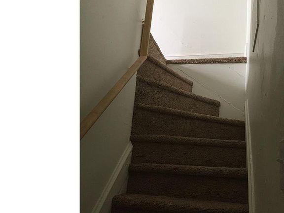 5th image of 462 N Evans St