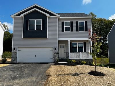 350 Leslie Farms Dr, Connoquenessing Boro, PA, 16033