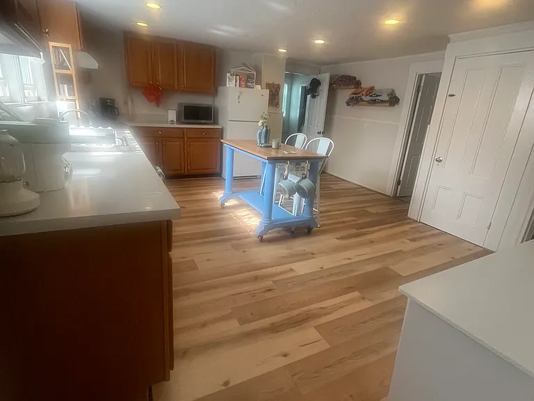 8 Lincoln St #1 — Photo 3