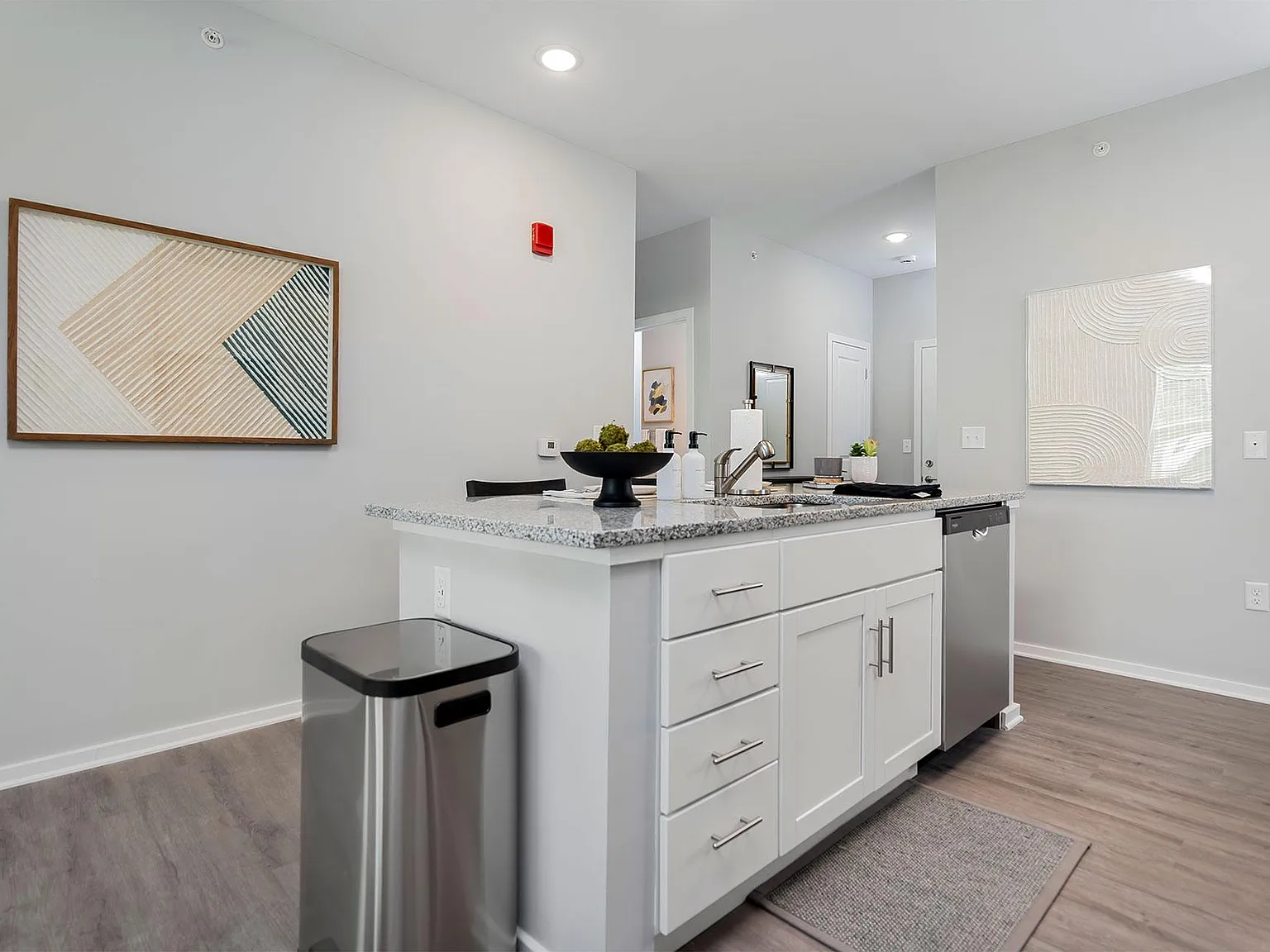 Echo Ridge Apartments — Photo 2