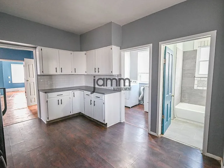 6616 Wakefield Ave — Photo 4