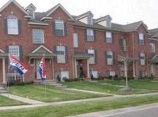 6375 Waldon Center Dr #1, Clarkston, MI 48346