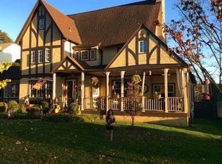 639 Valley View Rd, Ardmore, PA 19003