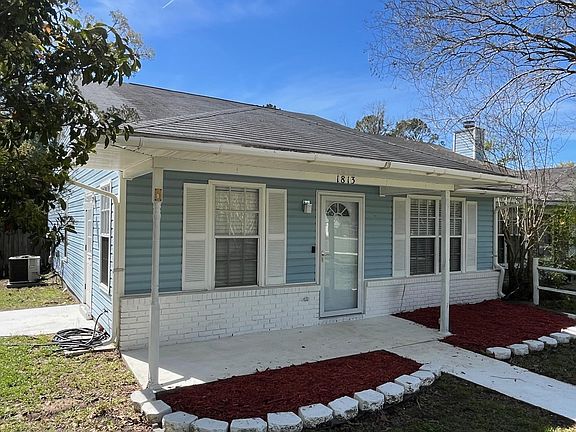 3rd image of 1813 Gina Dr