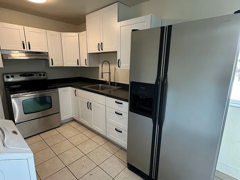768 N Redwood Rd #12 — Photo 9