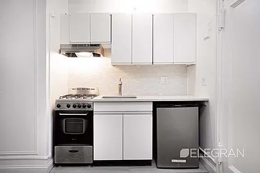 Rented by (Legacy) Elegran