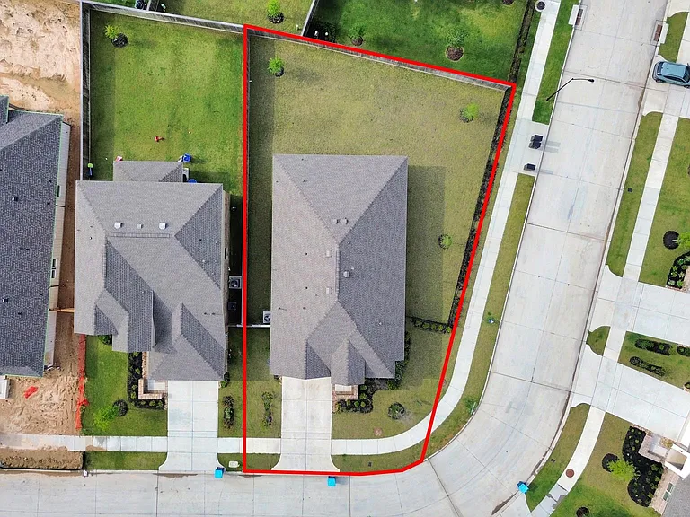 21927 Citrus Grove Ct — Photo 3