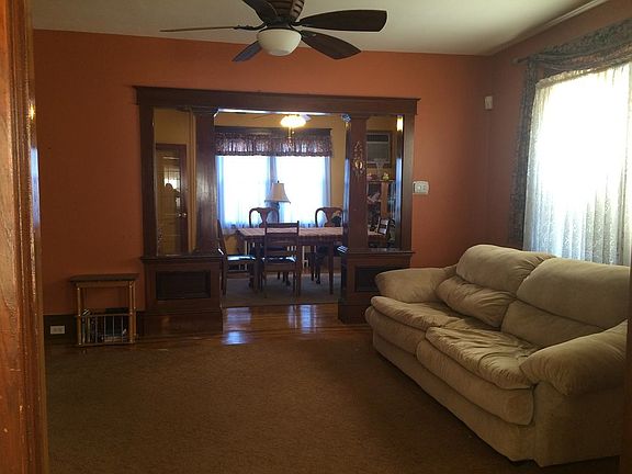 3rd image of 153 Sharrott Ave