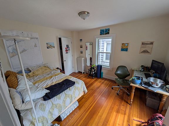 2nd image of 78 Decatur St