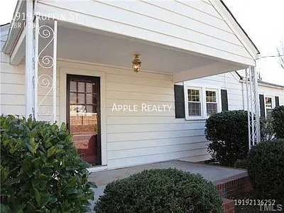 1919 Ruffin St — Photo 18