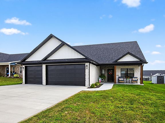 2nd image of 112 Clayber Dr