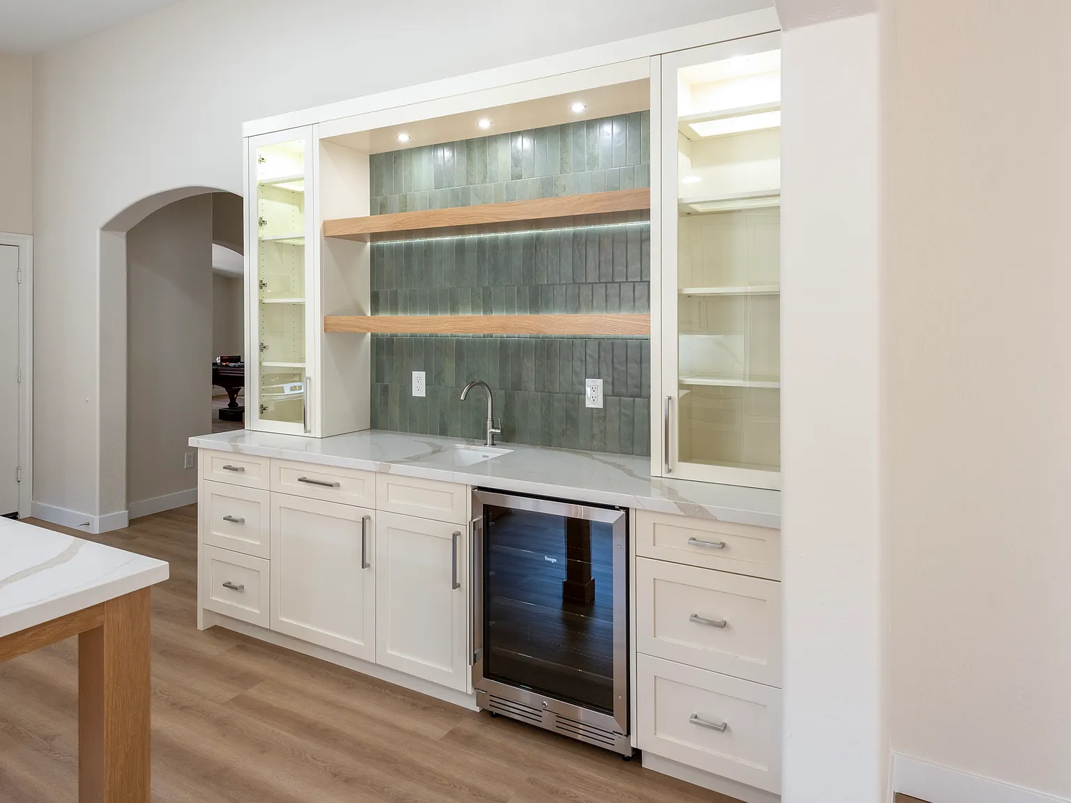 4 bed, 2155 sqft, $2,250 — Photo 4