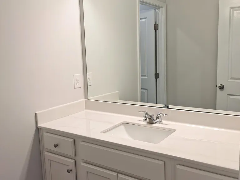 1823 Landon Ln — Photo 30