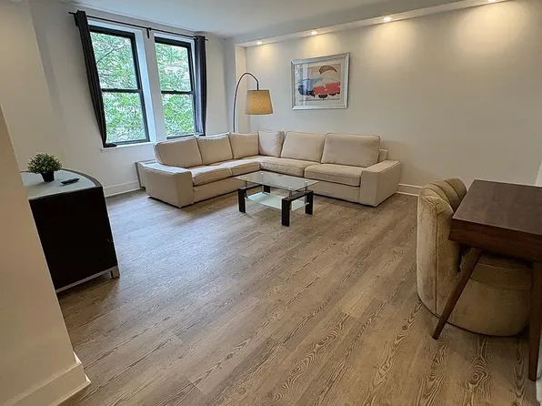 45 W 81st St, New York, NY